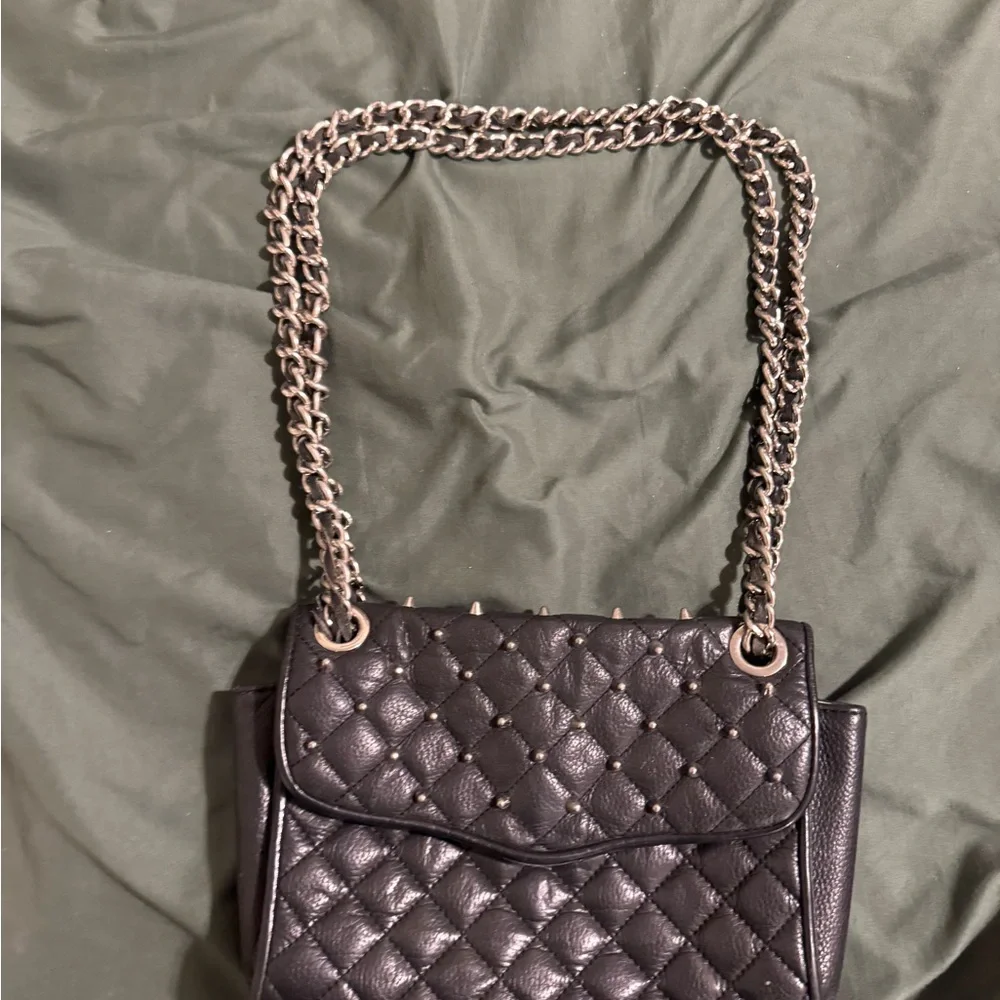 Rebecca Minkoff Quilted Black Leather Crossbody Bag with Chain Strap - Picture 2 of 4